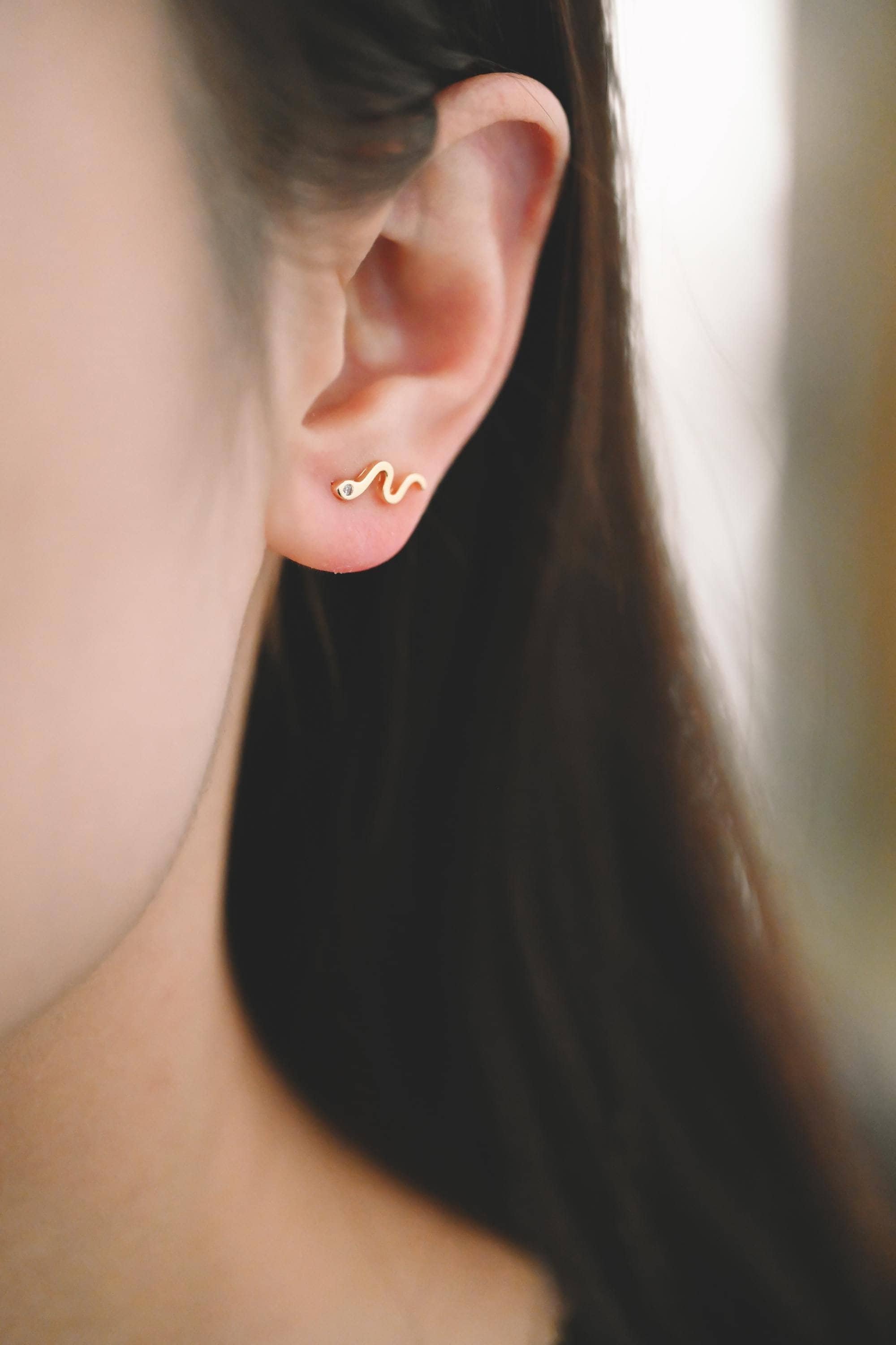 10pcs CZ Pave Gold Snake Earrings 12x5mm, Gold Plated Brass Animal Stud Earrings (GB-4083)